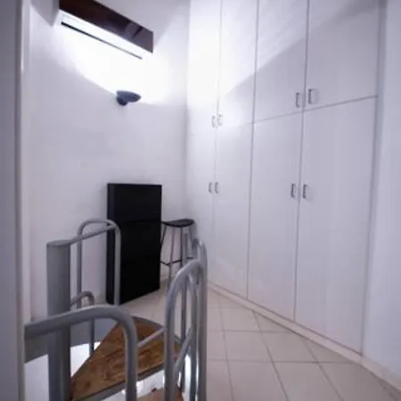 Cute And Cozy Centro Citta' Апартаменты Бергамо