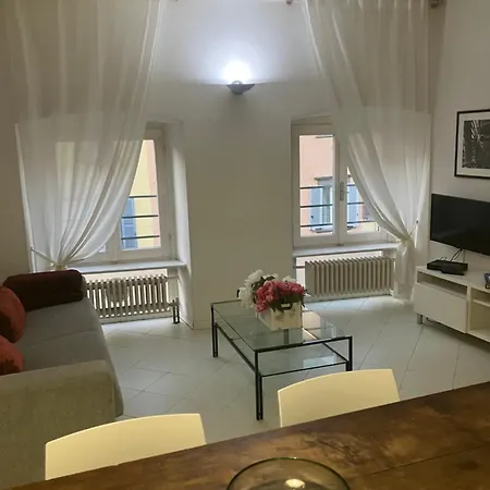 Cute And Cozy Centro Citta' Apartment